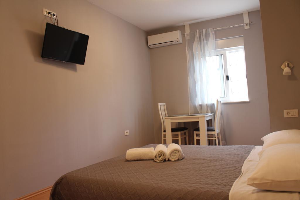 Beachside Apartments Znjan スプリト 部屋 写真