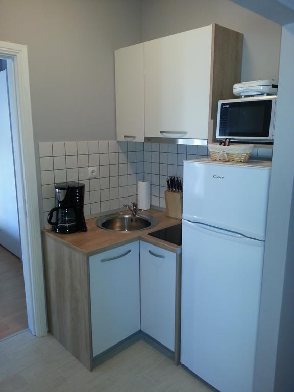 Beachside Apartments Znjan スプリト 部屋 写真