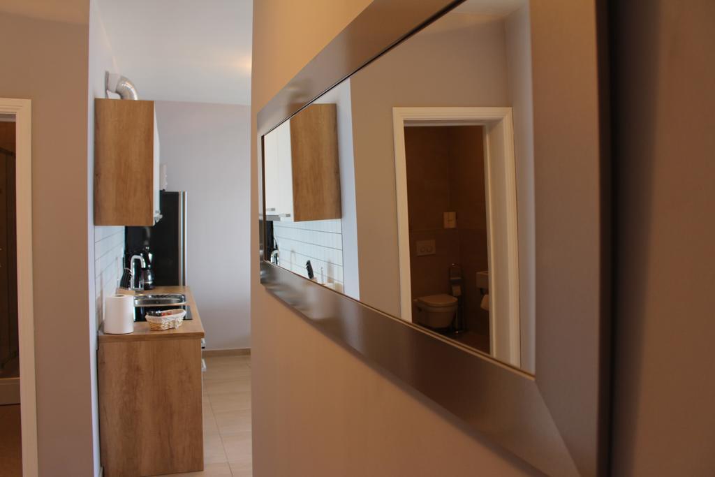 Beachside Apartments Znjan スプリト 部屋 写真