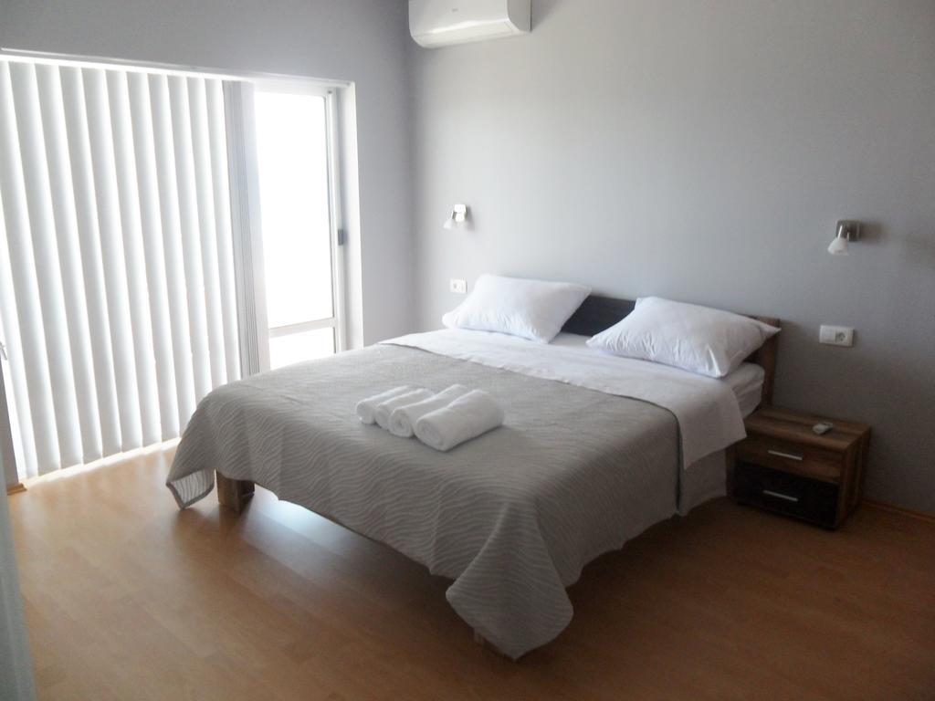 Beachside Apartments Znjan スプリト 部屋 写真
